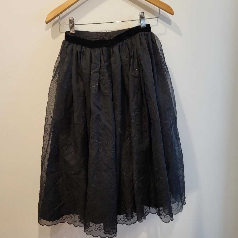 Vintage midi black skirt